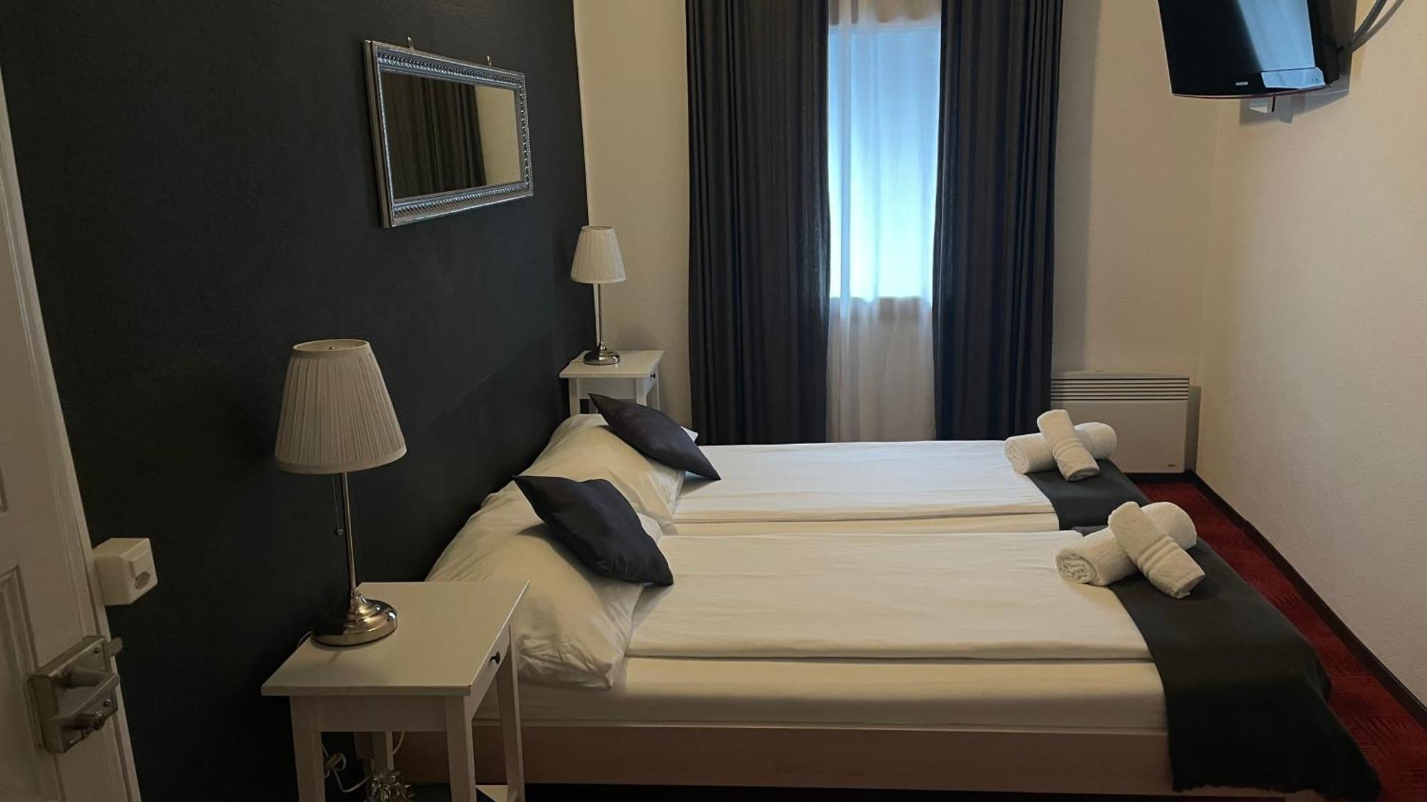 Donjon B&B e Ristorante Someo Exterior foto